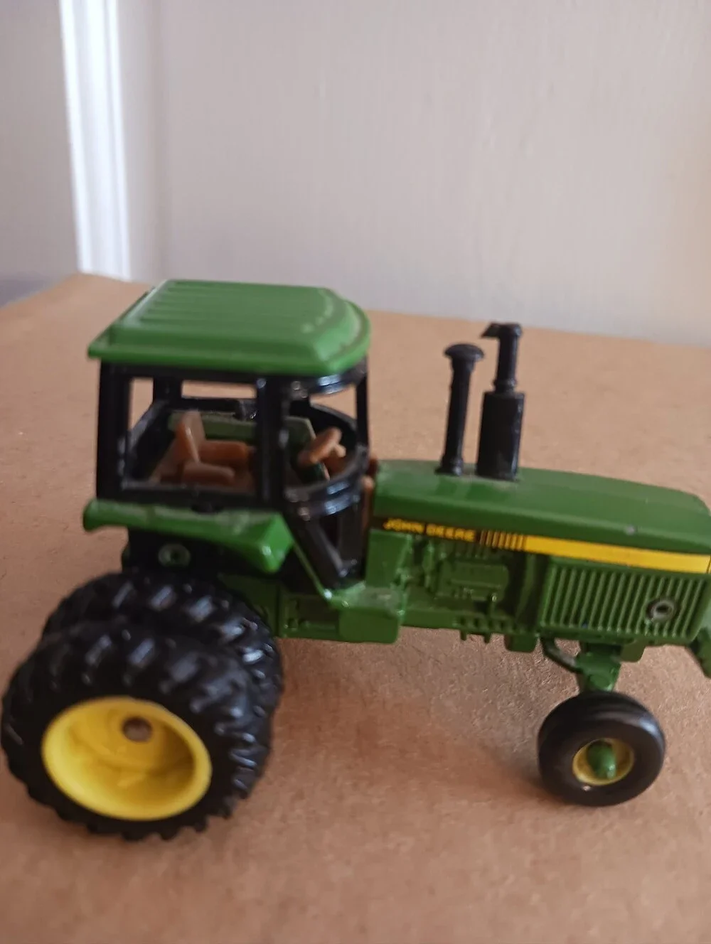 JOHN DEERE Diecast By Ertl Tractor, Vintage Detailed